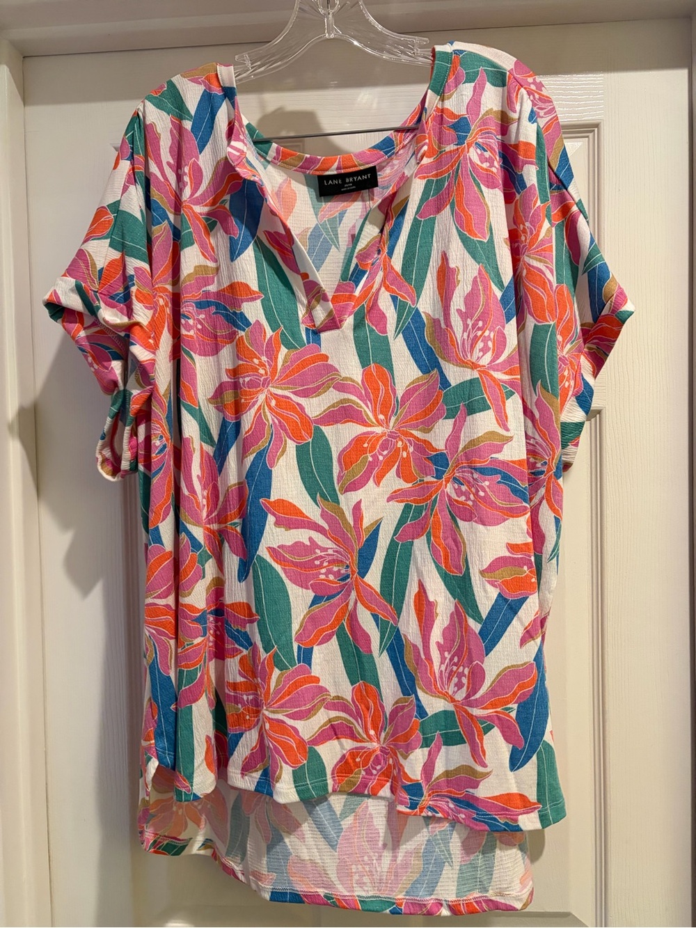 Lane Bryant Multicolor Floral V-Neck Short Sleeve Shirt Size 26/28